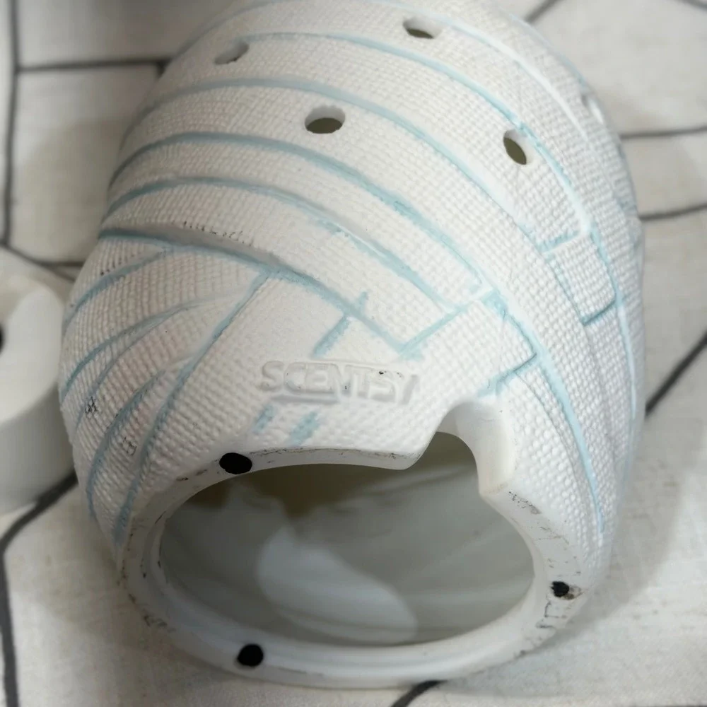 Scentsy‎ Under Wraps Mummy Wax Warmer OS White Green Halloween Decor 62812